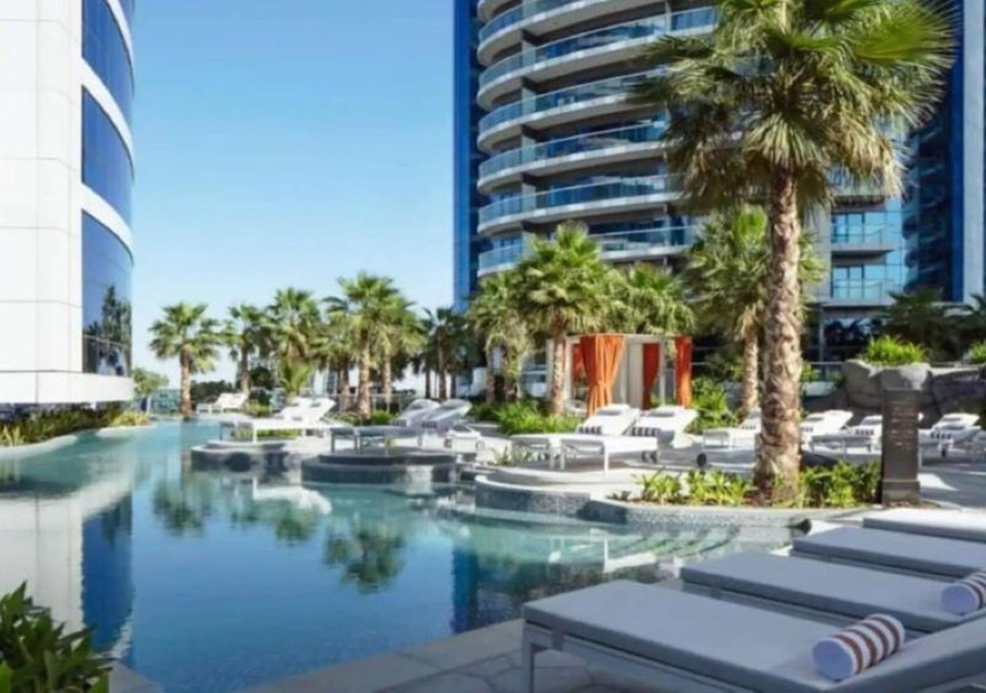 Apartment Spacious 1br In Damac Paramount Towers Bb Dubai